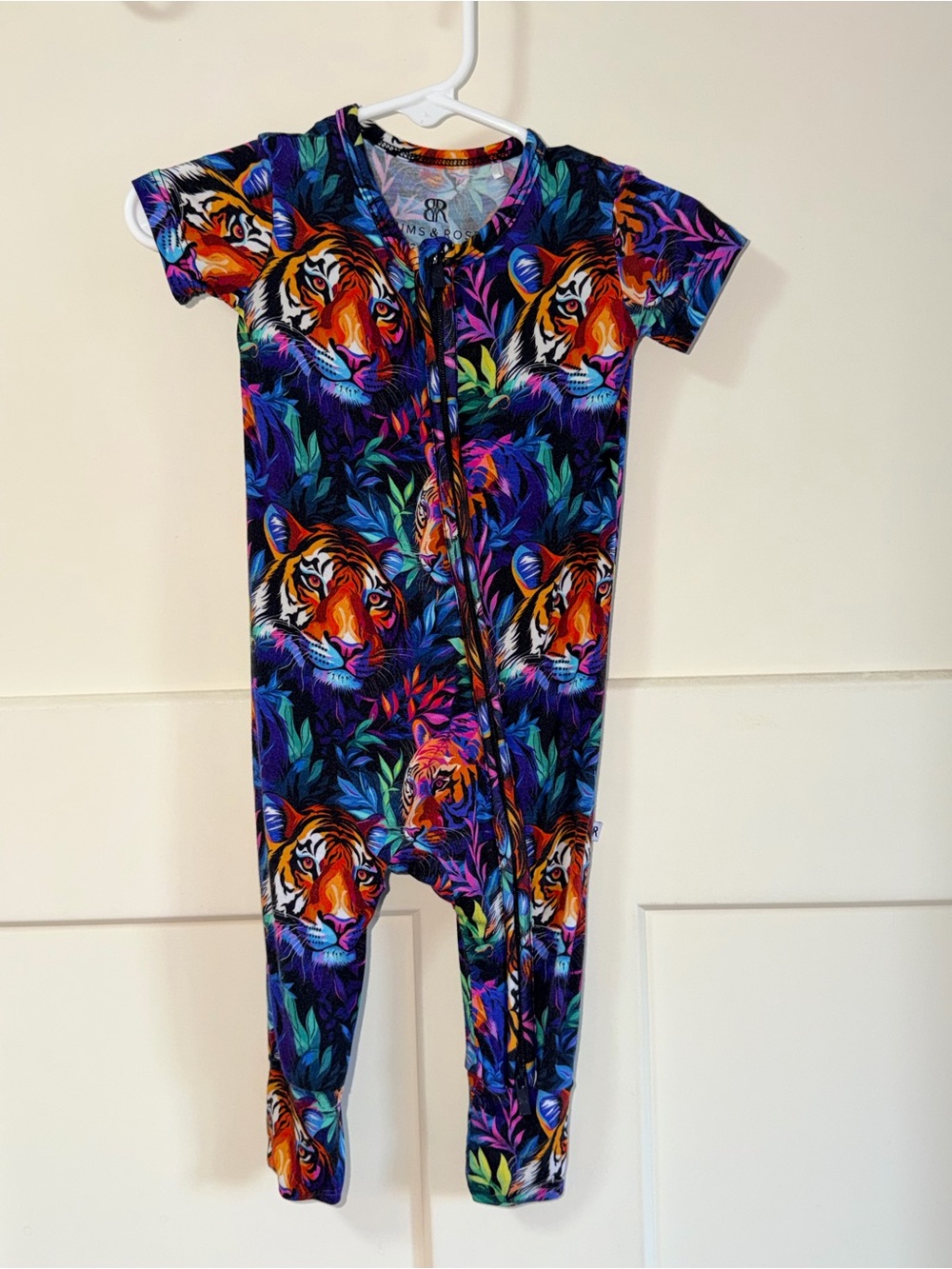 Baby Short-Sleeve Tiger Print One-Piece Romper in Multicolor Bums & Roses - Picture 1 of 3
